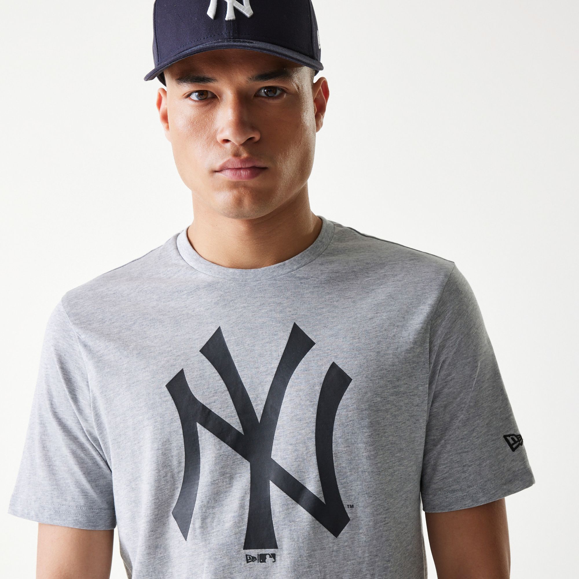 New York Yankees T-Shirt NY Logo groß - grau